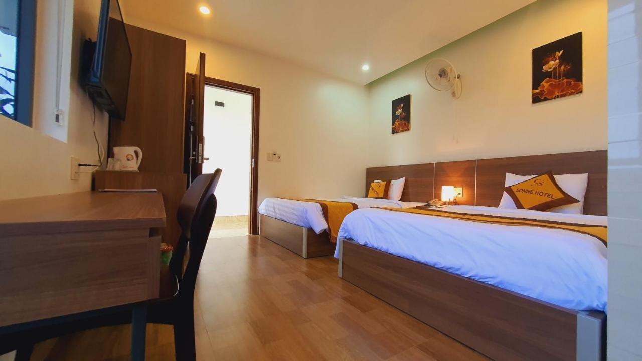 Sonne Hotel Quang Binh Донгхой Экстерьер фото